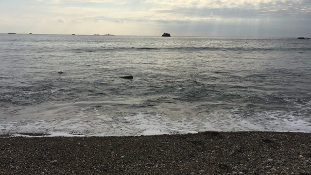 白菊の浜と平維盛の鎧かけ松の記事動画