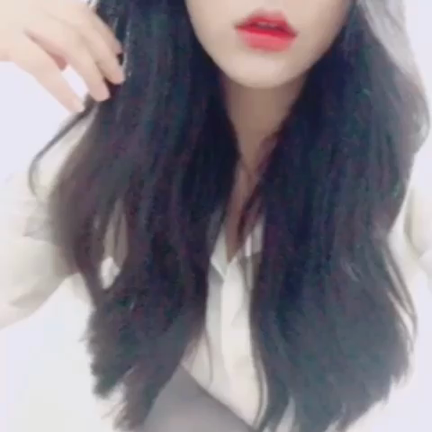 つい目がいってしまう魅力的な唇になりたいんでチュー！°(৹˃ᗝ˂৹)°の記事動画
