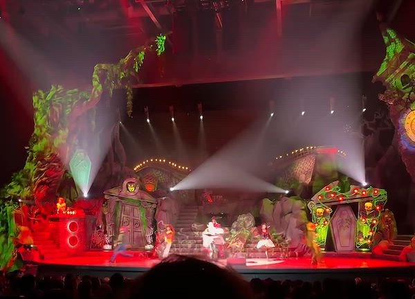 ニンテンドーは、ハロウィンの夜が狙い目！「USJ攻略法②」の記事動画