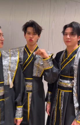 ㊗️ LYKNデビュー３周年おめでとう‼️の記事動画