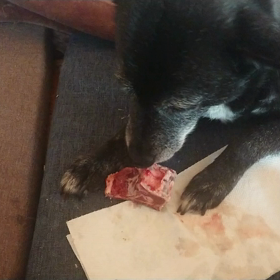 骨つき肉(*≧∀≦*)の画像