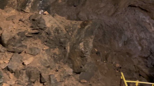 河内風穴（洞窟）に行ってきました…！の記事動画