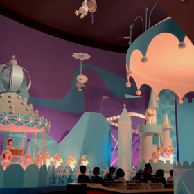 It’s a small world ❣️の画像