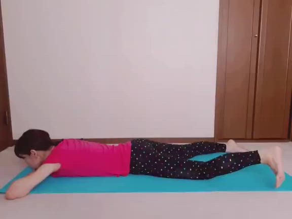 【50代の腰痛②】仙骨のまわりを柔らかくしようの記事動画