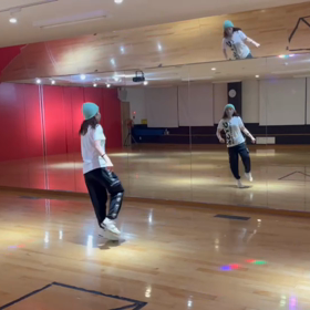 ダンスエアロ動画とPEGATEの公式動画の画像