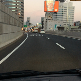 ビルの口に…の画像