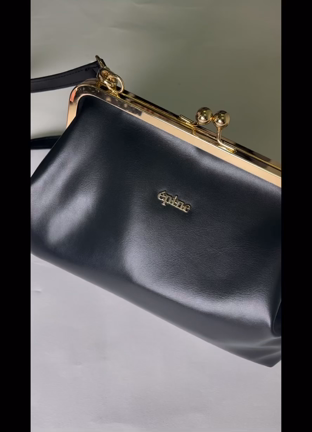 バッグ新登場❤︎épine logo 2way bag❤︎の記事動画