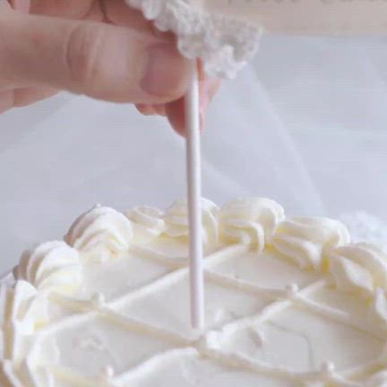 「上手に焼けない」と思い込んでいたケーキが、初めて形になった日～デコレーションケーキ講座の記事動画