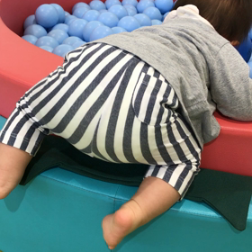 ボールプールに入りたい！の画像