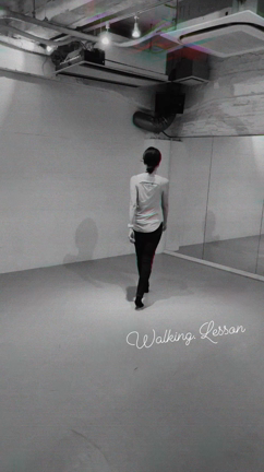 Walking lessonの記事動画
