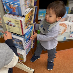 本屋さんではお決まりの、、、の画像