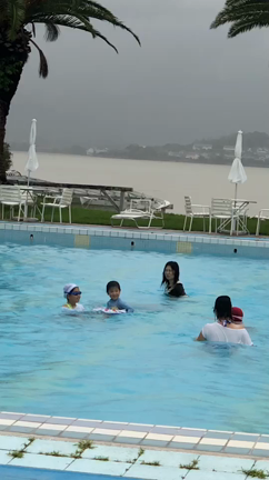 雨の日々の束の間の夏休み、と夕食^_^の記事動画