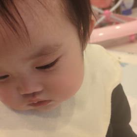 パパと私の結婚記念日に「仕事休める？」って聞いてきた次男の画像