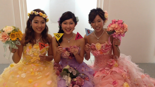 新作ドレスが着れるよ♪ドレス試着会★の記事動画