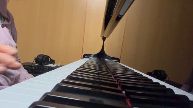 K.475アダージョの記事動画