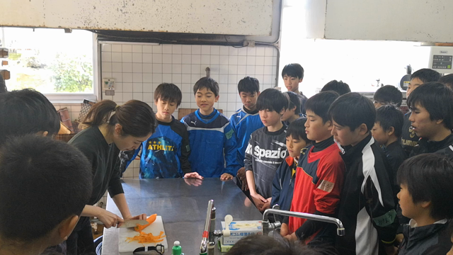 生活合宿2日目❗の記事動画