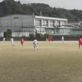 モジャモジャ君のまぐれビールアウトパスより受けたどチビの嗅覚がキンコは好きの画像