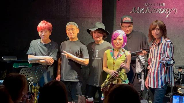 土曜日は久し振りの明奈ちゃんライヴ、竜太さんもねの記事動画