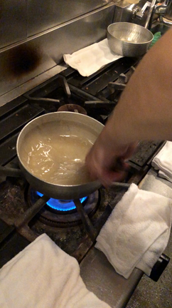 練り練りわらび餅の記事動画