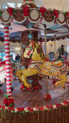 2025 Christmas Carousel @Beach Club Resortの記事動画