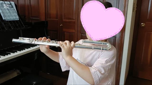 小学１年生さん、フルートの音がしっかりしてきた！ 〜町田市 鶴川 フルート・ピアノ教室の記事動画