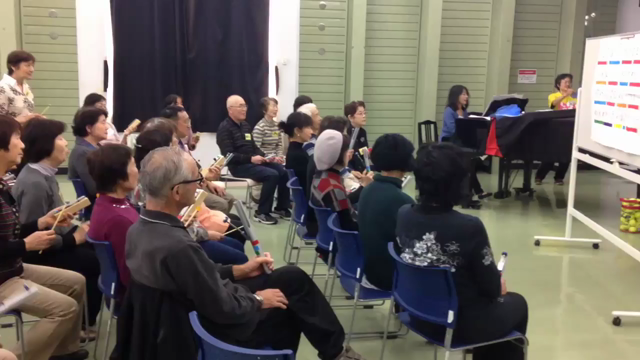 30人でシニアリトミック！の記事動画