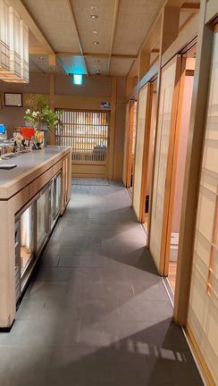 すきやきしゃぶしゃぶ 神戸牛 石田（西梅田）全室個室でご飯お代わり自由なお得ランチの記事動画