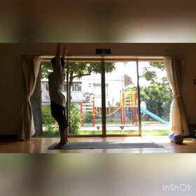簡単なヨガとピラティスの画像