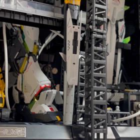 2 解体匠機νガンダム　格納庫の画像