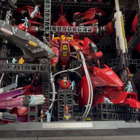 解体匠機サザビー　2動画　試作ロングバレルをロンドベルの白ver.に変更の画像