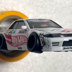 動画2ホットウィール　ライカンハイパースポーツの鬼リムをパンデム32GT-Rにブチ込むの画像