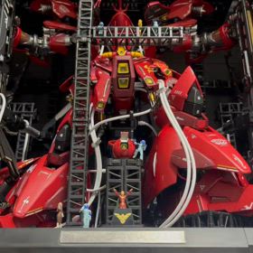 続続・解体匠機　サザビー　左脚を前に出すの画像