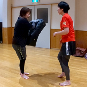 キック連打  健康ムエタイクラブの画像