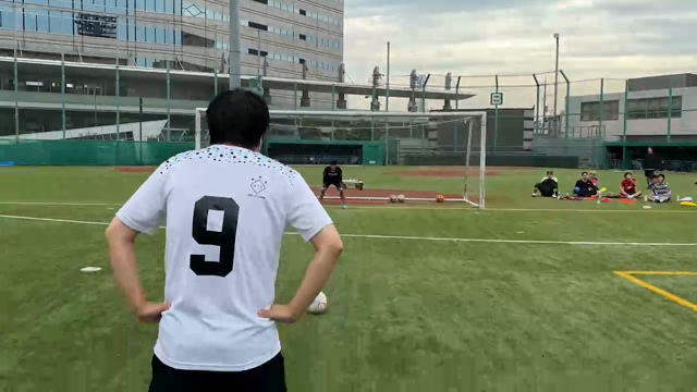 ライスの関町さんのPK。笑の記事動画