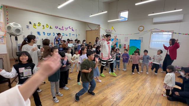 あきらちゃん＆ジャンプくん あそびうたコンサート 3の記事動画