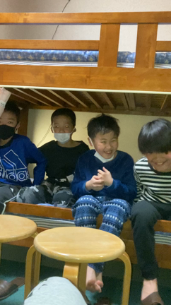 お部屋→就寝の記事動画