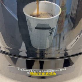 朝のコンビニコーヒーの画像