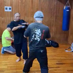 昨日はブラインドボクシングの練習の画像