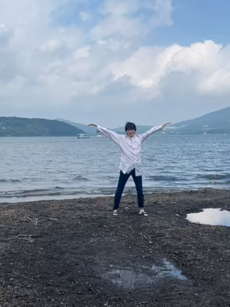 後1ヶ月　小泉光咲の記事動画