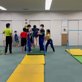 10月28日の体育教室・Bクラス✴️主運動・鉄棒/鉄棒➕マット組み合わせ✴️の画像