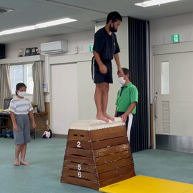 7月7日の体育教室・Bクラス✴️跳び箱の跳び降り✴️の画像