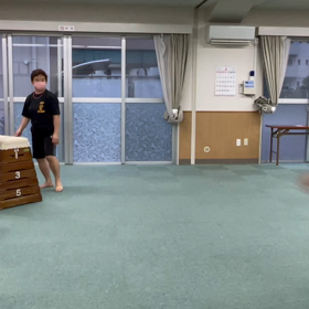 9月30日の体育教室・Bクラス✴️腕立て閉脚跳び✴️の画像