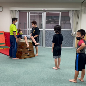 9月30日の体育教室・Bクラス✴️台上後転✴️の画像