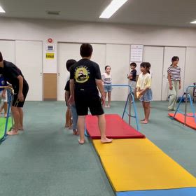 10月16日の体育教室・Bクラス✴️踏み越し降り/逆上がり➕前回り降り✴️の画像