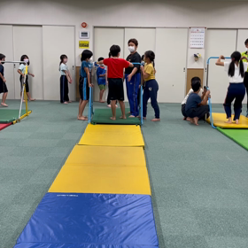 10月28日の体育教室・Bクラス✴️主運動・鉄棒/鉄棒➕マット組み合わせ✴️の画像