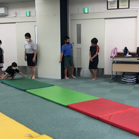 6月17日の体育教室・Bクラス✴️マット種目の組み合わせ✴️の画像