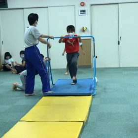 10月29日の体育教室・Bクラス✴️鉄棒➕マット種目組み合わせ✴️の画像