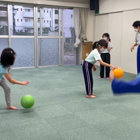 3月3日の体育教室・Bクラス✴️ボール運動・ボールつき・バウンドキャッチボール✴️の画像