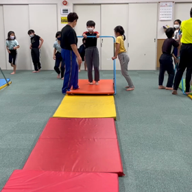 10月21日の体育教室・Bクラス✴️主運動・鉄棒✴️の画像