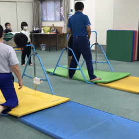 10月29日の体育教室・Aクラス✴️主運動・鉄棒✴️の画像